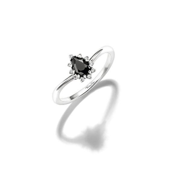 Svart Droppe True Romance Ring i återvunnet 925-silver med mörk droppformad zirkonia