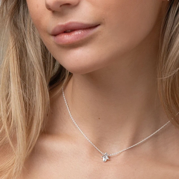 justerbar längd 40-45 cm