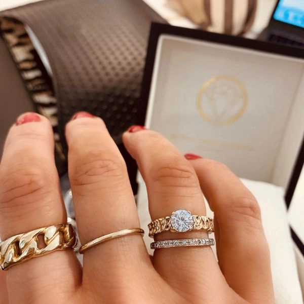 Small Princess Ring Gold - Emma Israelsson - Snabb frakt & paketinslagning - Nordicspectra.se