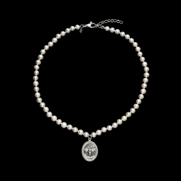 Bee Pearl Strand Necklace - Maria Nilsdotter - 1-2 dagars leverans - Nordic Spectra