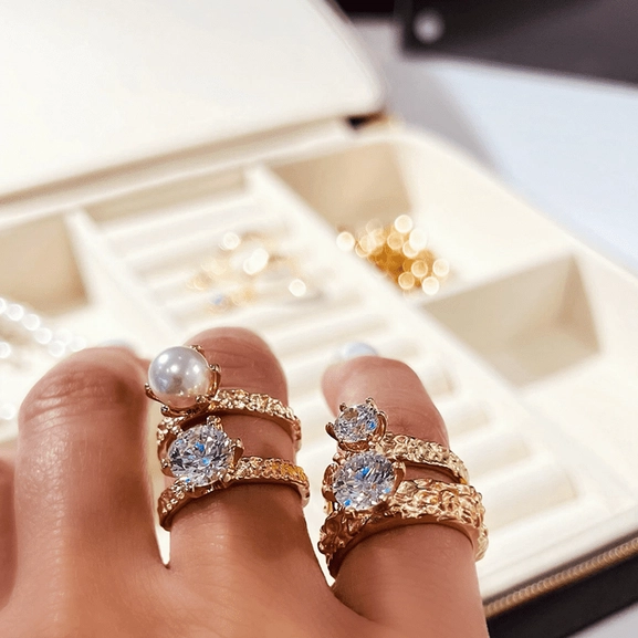 Pearl Princess Ring Gold - Emma Israelsson - Snabb frakt & paketinslagning - Nordicspectra.se