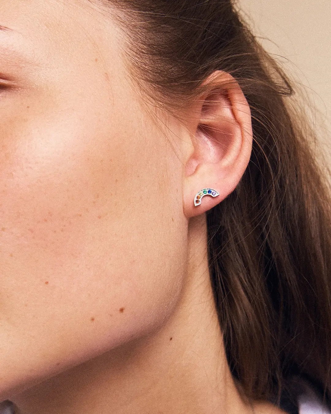 Rainbow Studs Steel - Edblad - Snabba leveranser - Gratis paketinslagning