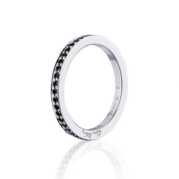 Stars & Signature In Black Thin Ring White Gold - Efva Attling ringar - Snabb frakt & paketinslagning - Nordicspectra.se