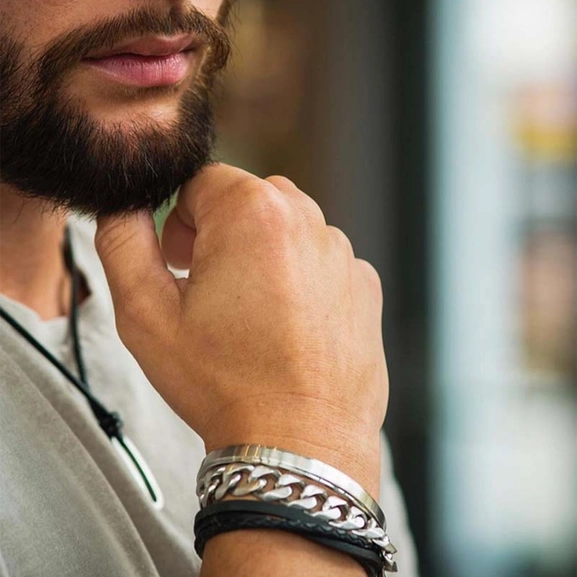 BENJAMIN Läder Halsband Stål - AROCK - Snabb frakt & paketinslagning - Nordicspectra.se