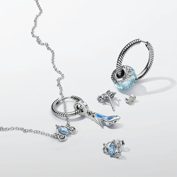 SS24_A_PDP_Product_Styled_Cinderella_29_1x1_RGB