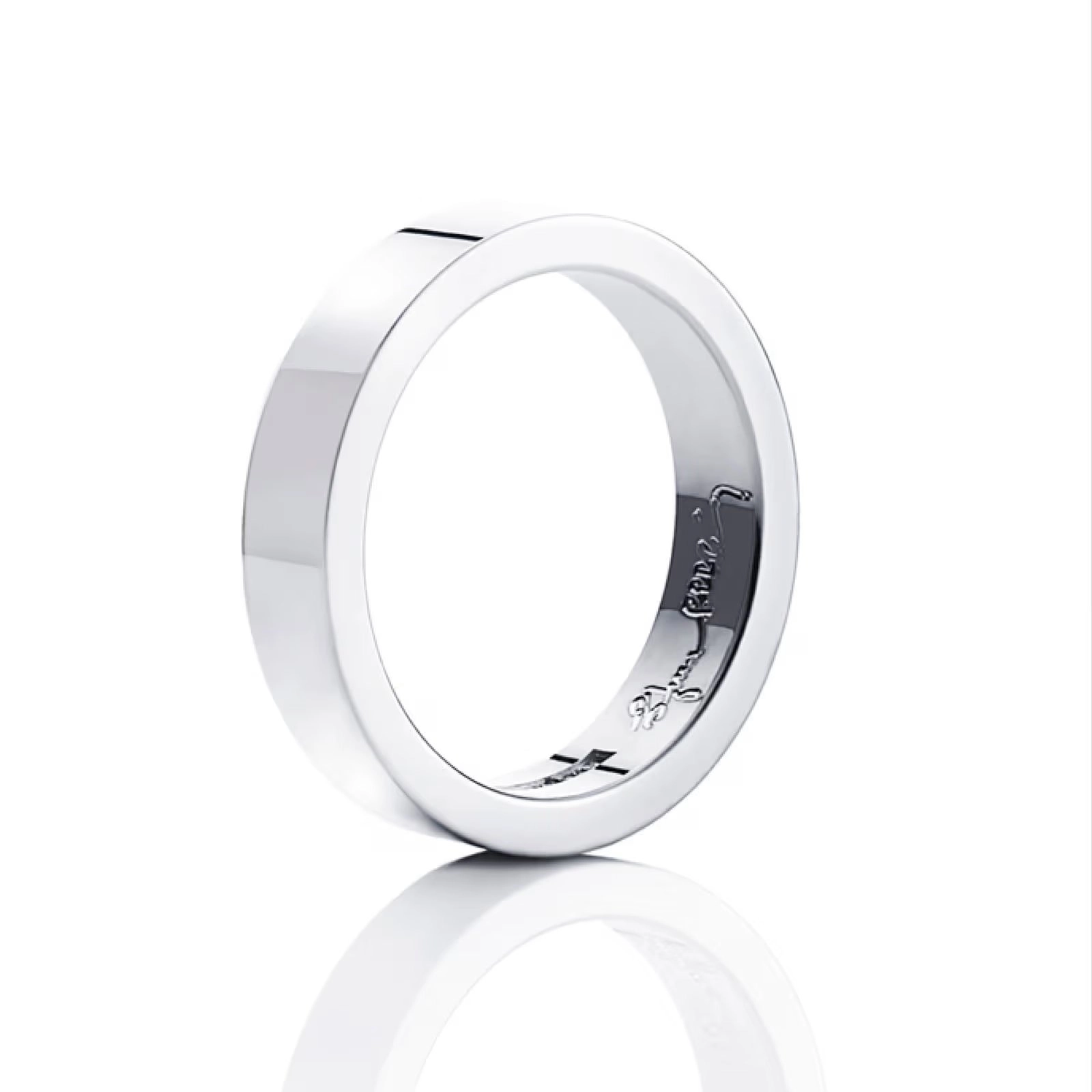 Efva Attling - 4&frac12; Ring Platinum
