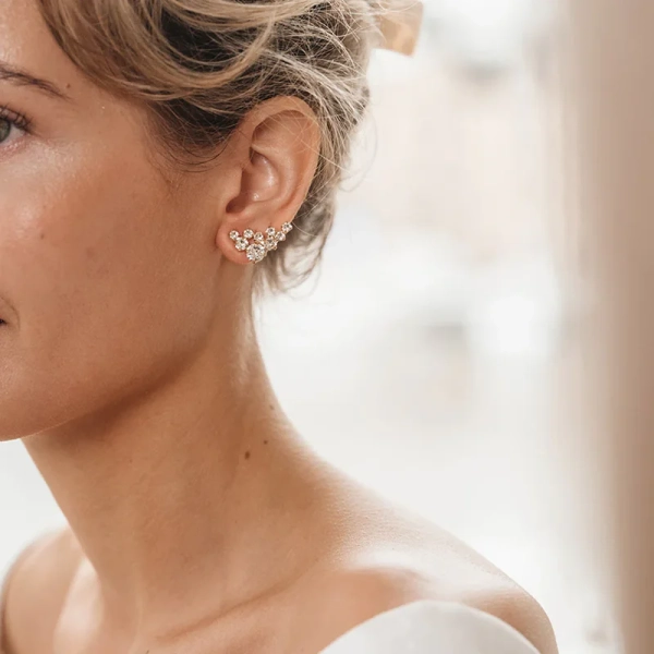 från Caroline Svedboms Bridal Collection.