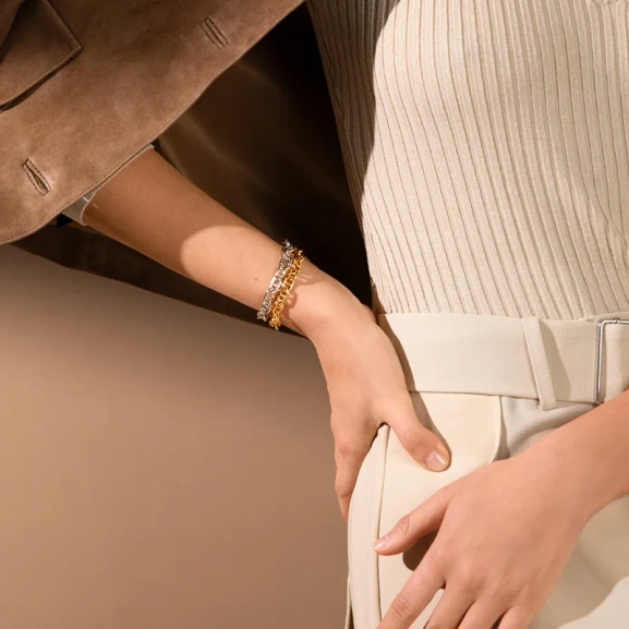 perfekt för att komplettera din stil med en touch av lyx.