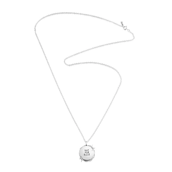 Not For Sale Pendant - Efva Attling halsband - Snabb frakt & paketinslagning - Nordicspectra.se