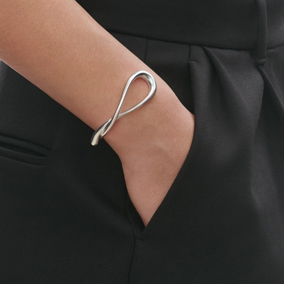 GJ_SS25_ECOM_SHOOT_MERCY_BRACELET_20001405 (2)