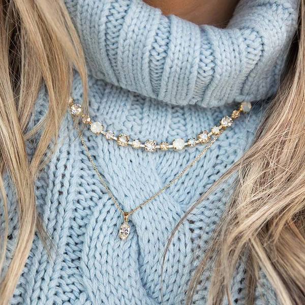 Petite Navette Necklace Gold Crystal - Caroline Svedbom - Snabb frakt & paketinslagning - Nordicspectra.se