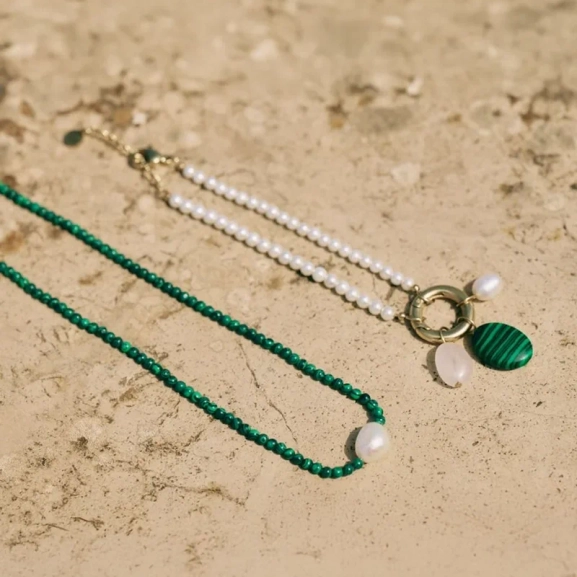 edblad-beach-pearls-necklace-green-gold-pi-127960-6