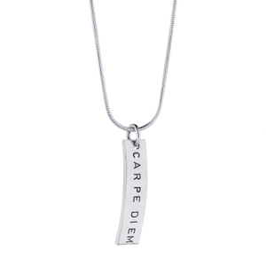 Carpe Diem Pendant - Efva Attling halsband - Snabb frakt & paketinslagning - Nordicspectra.se