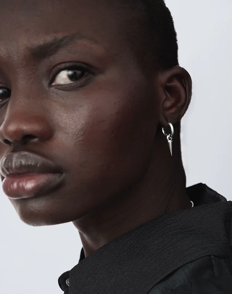 Juno Single Hoops Silver - Syster P - Snabb leverans & Gratis paketinslagning - Nordic Spectra