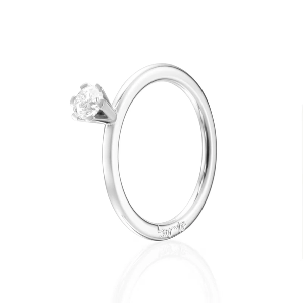 High On Love Ring 0.30 ct Platinum från Efva Attling