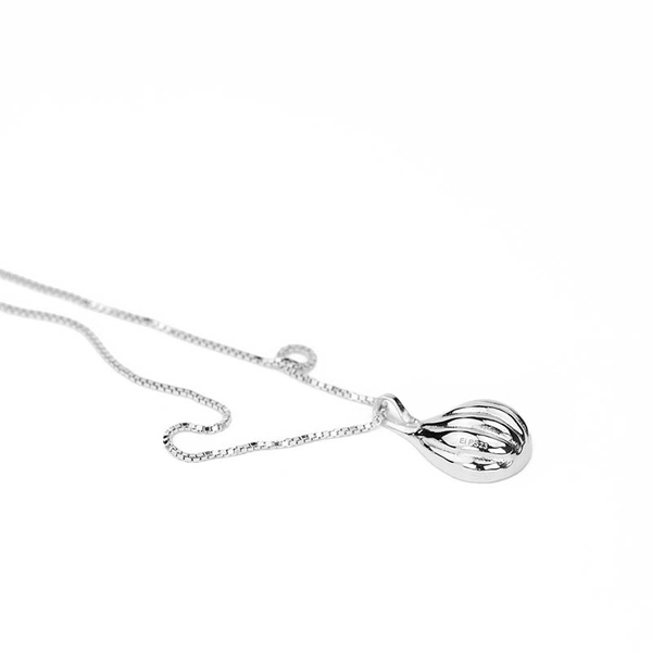 Fig Necklace Silver - Emma Israelsson - Suuri valikoima & ilmainen lahjapaketointi - Nordicspectra.fi