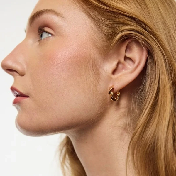 kultaa – kierretyt renkaat 18 karaatin kullattua messinkiä