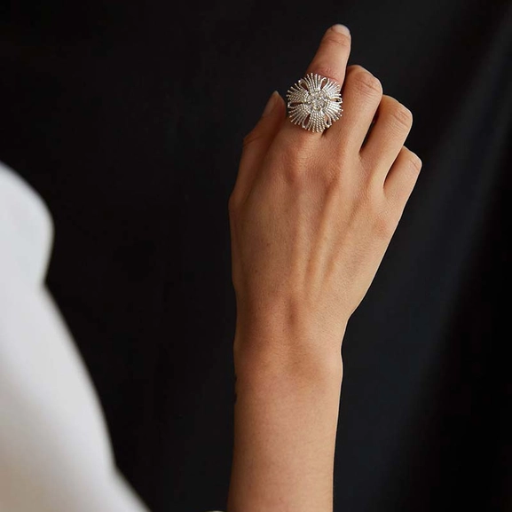 Gatsby Big Stone Ring Silver -CU Jewellery - Snabb frakt & paketinslagning - Nordicspectra.se