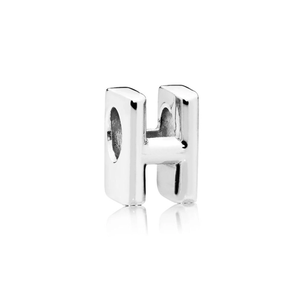 Letter H Alphabet Hela - PANDORA - Suuri valikoima & ilmainen lahjapaketointi - Nordicspectra.fi