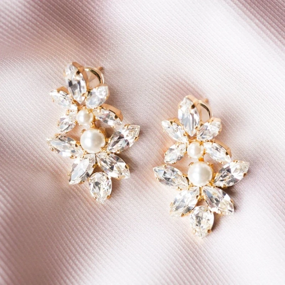 från Caroline Svedboms Bridal Collection. Perfekta för bröllop.