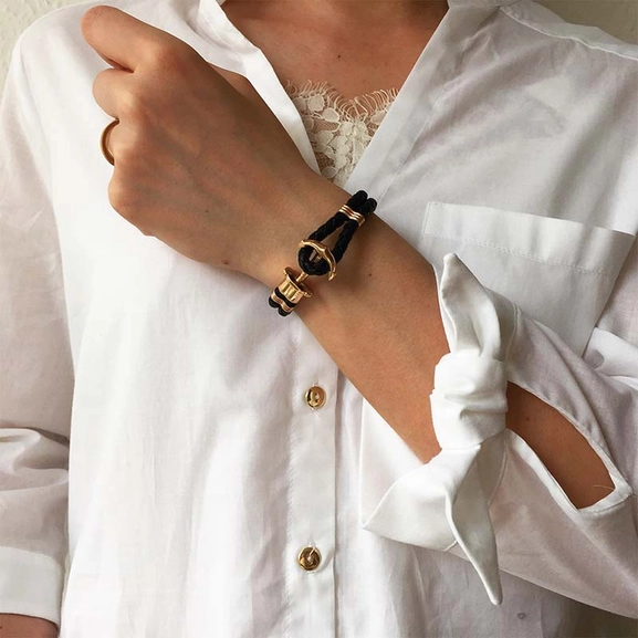 Leather Phrep Armband Svart/Guld - Paul Hewitt armband - Snabb frakt & paketinslagning - Nordicspectra.se