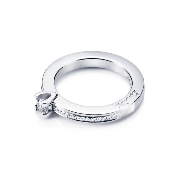 Heart To Heart Ring 0.19 ct White Gold - Efva Attling ringar - Snabb frakt & paketinslagning - Nordicspectra.se