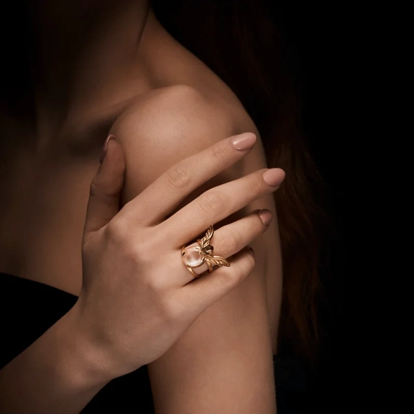 Gargoyle Ring Rose Quartz Gold - Maria Nilsdotter - 1-2 dagars leverans - Nordic Spectra