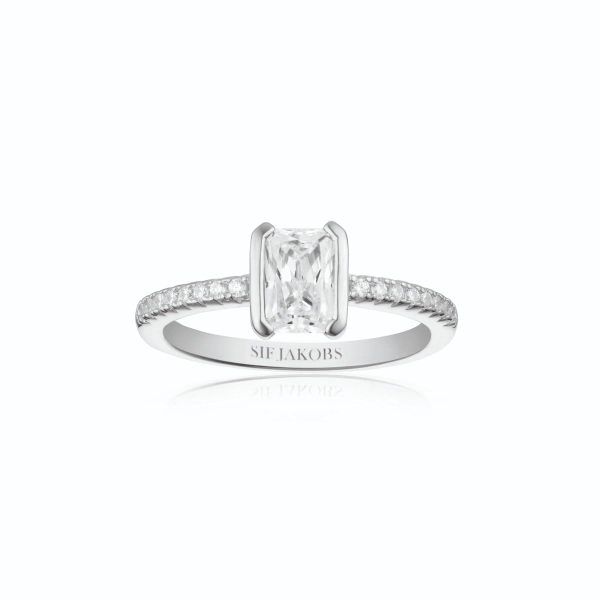 Roccanova Piccolo Ring i silver med gnistrande Cubic Zirconia-sten från Sif Jakobs