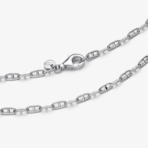 Ankarkedja Halsband från Pandora - Skapa en stilfull och personlig känsla med detta vackra smycke som ger din outfit en elegant prägel.