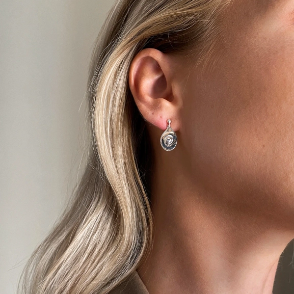 droppformade med rund detalj