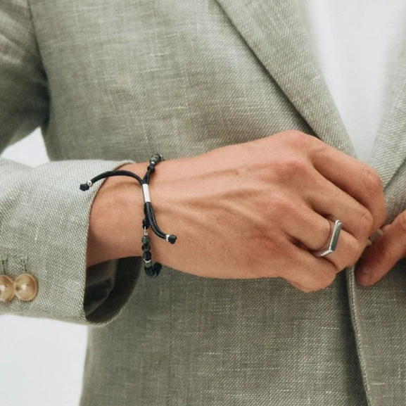 Edblads Dylan herrarmband i gröna Kambaba-jaspisstenar med rostfritt stål och justerbart spänne