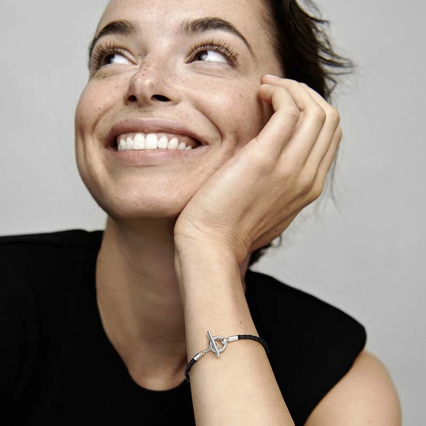Pandora Moments Braided Leather T-bar Bracelet - PANDORA - Snabb frakt & paketinslagning - Nordicspectra.se