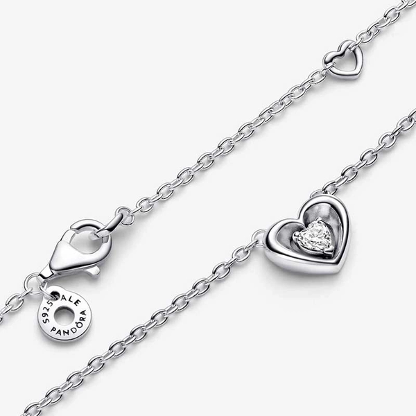 Radiant Heart & Floating Stone Pendant Collier Necklace - PANDORA - Suuri valikoima & ilmainen lahjapaketointi - Nordicspectra.fi