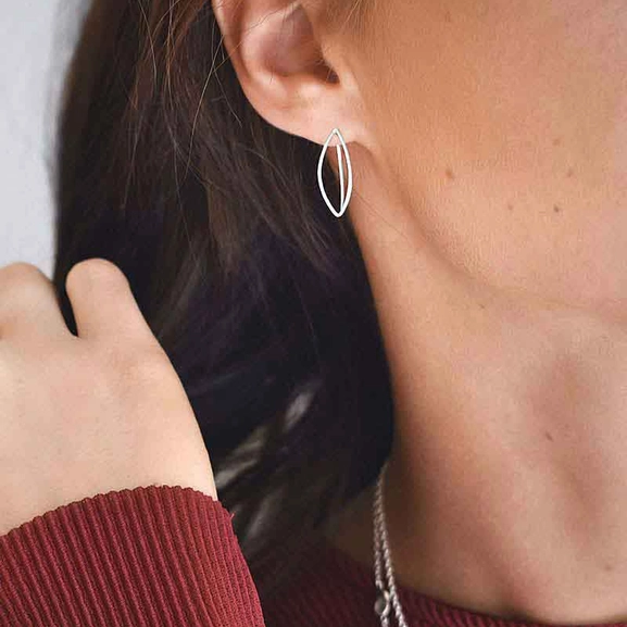 Together Mini Earrings - Drakenberg Sjölin Örhängen - Snabb frakt & paketinslagning - Nordicspectra.se