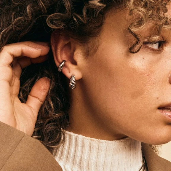 Linea Earcuff Steel - Edblad - Snabb frakt & paketinslagning - Nordic Spectra