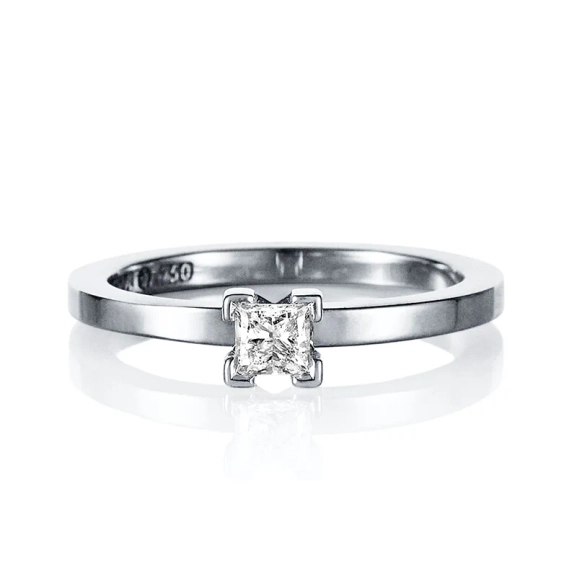 Solo Star Ring White Gold - Efva Attling - Vigsel- & Förlovningsringar