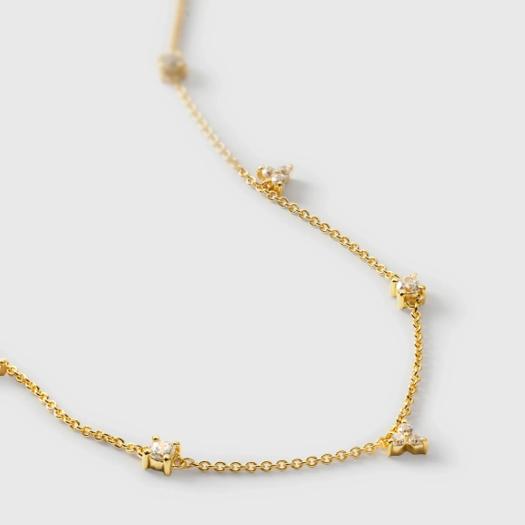 ett slätt och ett med gnistrande stenar