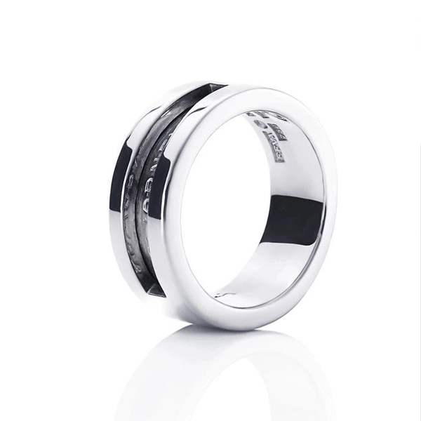 Now Or Never Ring - Efva Attling ringar - Snabb frakt & paketinslagning - Nordicspectra.se