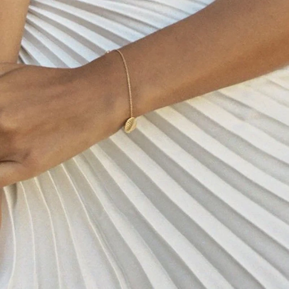 Shelli Bracelet S Gold - Edblad - Snabb frakt & paketinslagning - Nordic Spectra