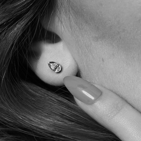 schalins-eloge-studs-vg-6