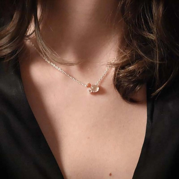 Cherry Blossom Necklace - Drakenberg Sjölin Halsband - Snabb frakt & paketinslagning - Nordicspectra.se
