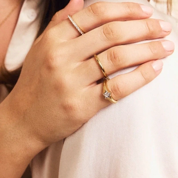 Star Sparkle Ring Gold - Edblad - Snabb leverans - Gratis paketinslagning