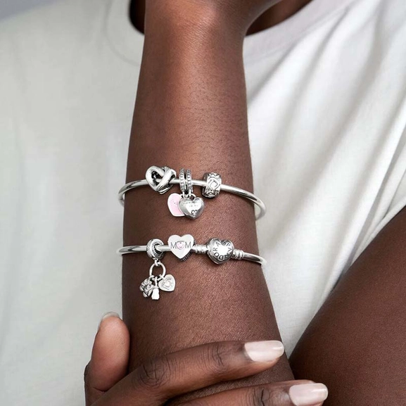 Rosafarbenes Mum-Herz Charm von PANDORA, Schneller Versand - Nordicspectra.de