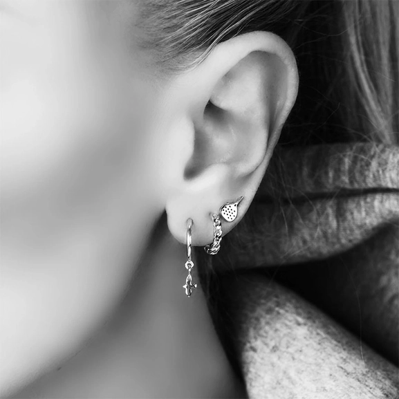 Mini Padel Earrings Silver - Emma Israelsson - Suuri valikoima & ilmainen lahjapaketointi - Nordicspectra.fi