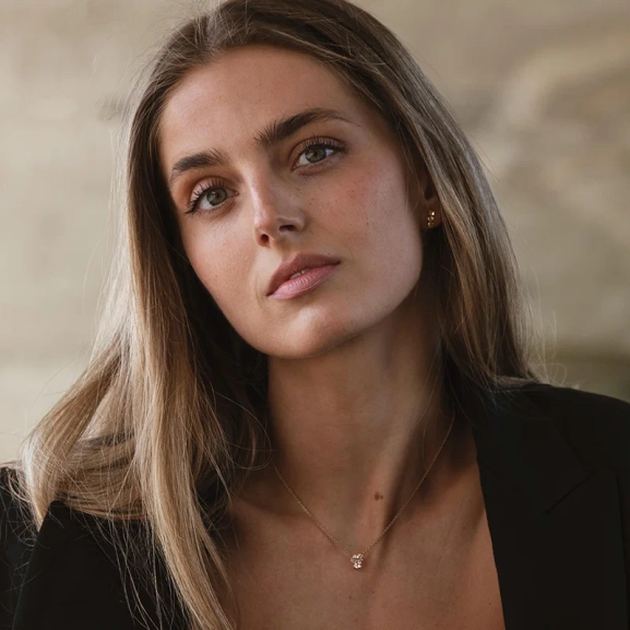 Lovely Heart Necklace Gold - Efva Attling - Vackra & betydelsefulla smycken - Fri frakt