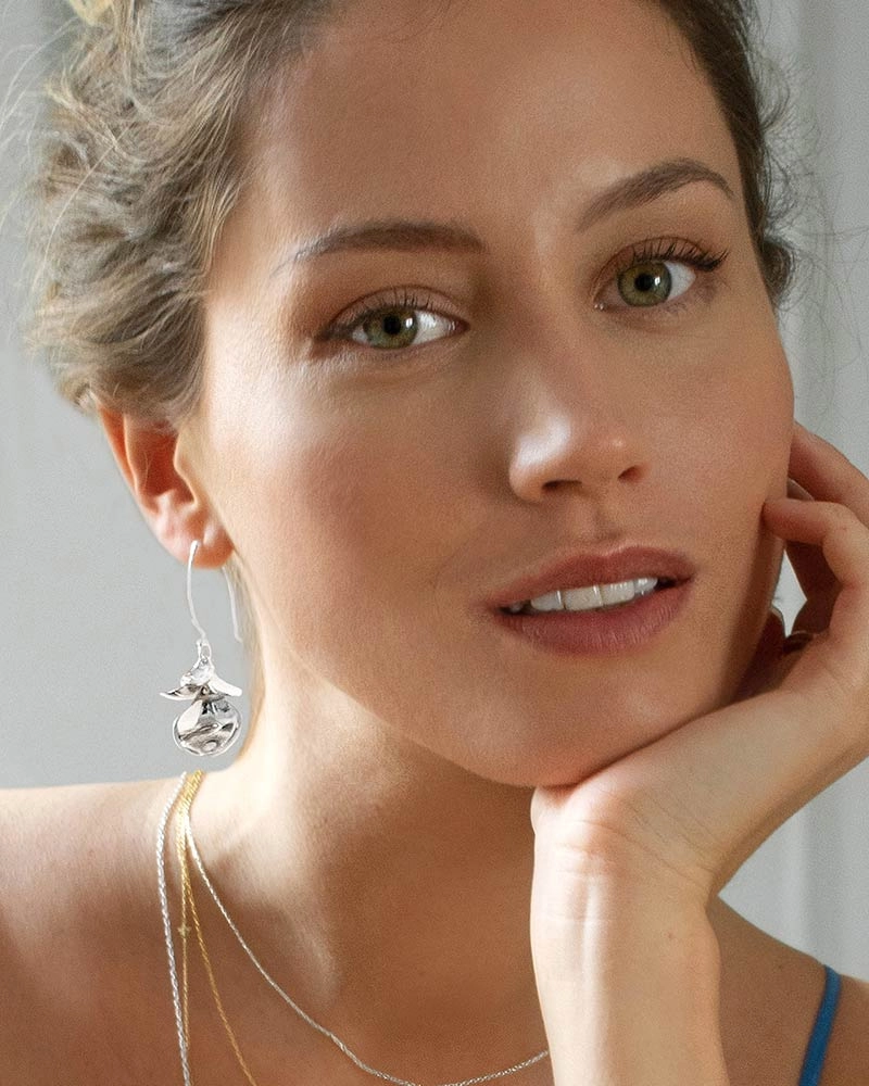 Violet Earrings - Drakenberg/Sjölin - Suuri valikoima & ilmainen lahjapaketointi - Nordicspectra.fi