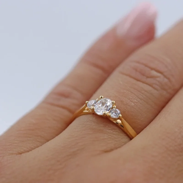 Eterna 19 Guld - Vigsel- & förlovningsringar - Schalins - Fri storleksändring* - Nordic Spectra