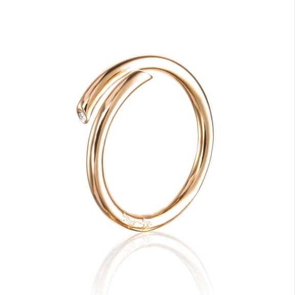 Hug Ring Gold von Efva Attling, Schneller Versand - Nordicspectra.de