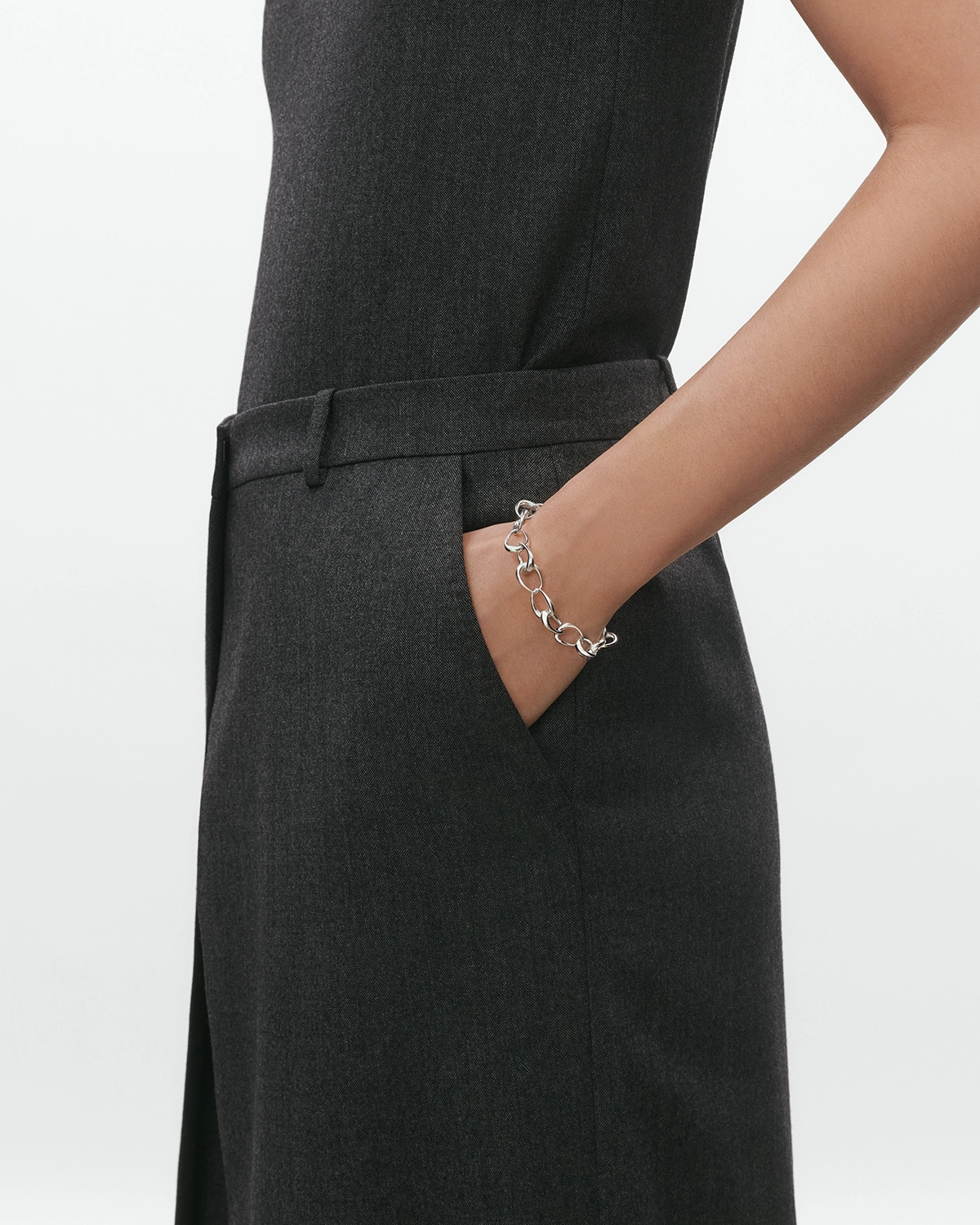 GJ_SS25_ECOM_SHOOT_OFFSPRING_BRACELET_20000126 (1)