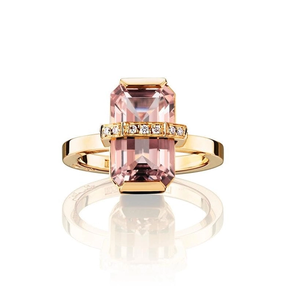 Little Bend Over Morganite Gold - Efva Attling ringar - Snabb frakt & paketinslagning - Nordicspectra.se